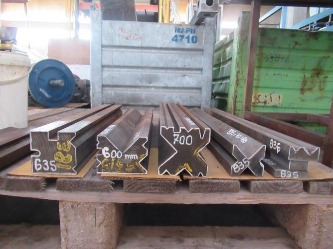 PRISMI E LAME PRESS BRAKE DIES